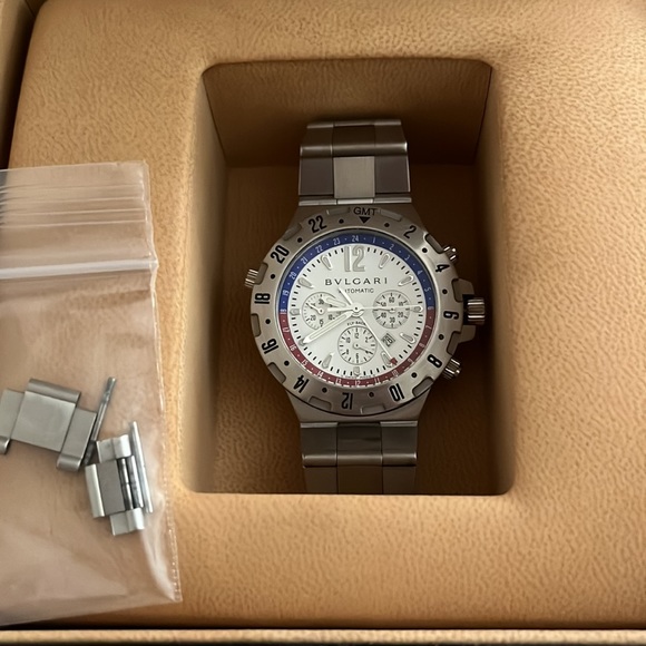 Men’s BVLGARI DIAGONO watch. - Picture 7 of 9